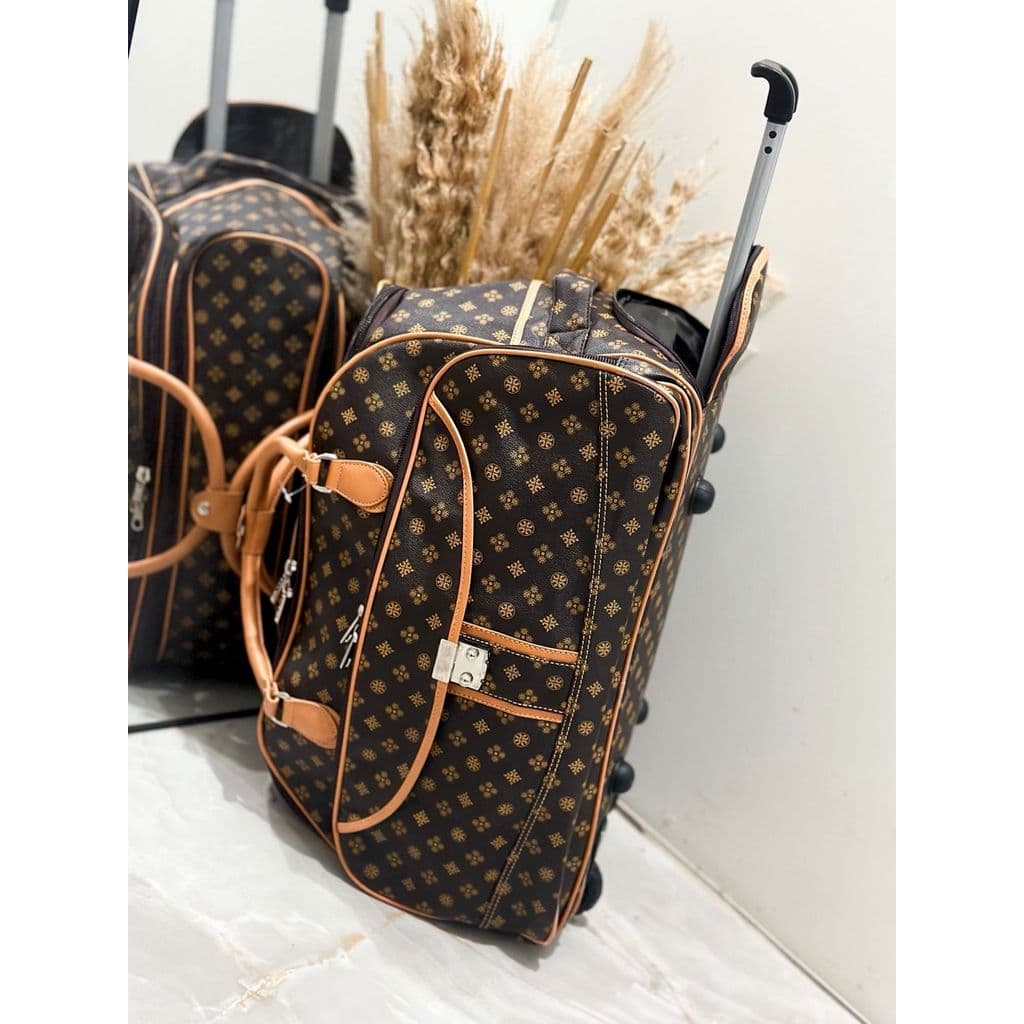 Kit Mala De Viagem De Bordo Couro Sintético Estampa Com Rodinha Com Alça lateral + Bolsa De Mão Reforçada - Padrão ANAC