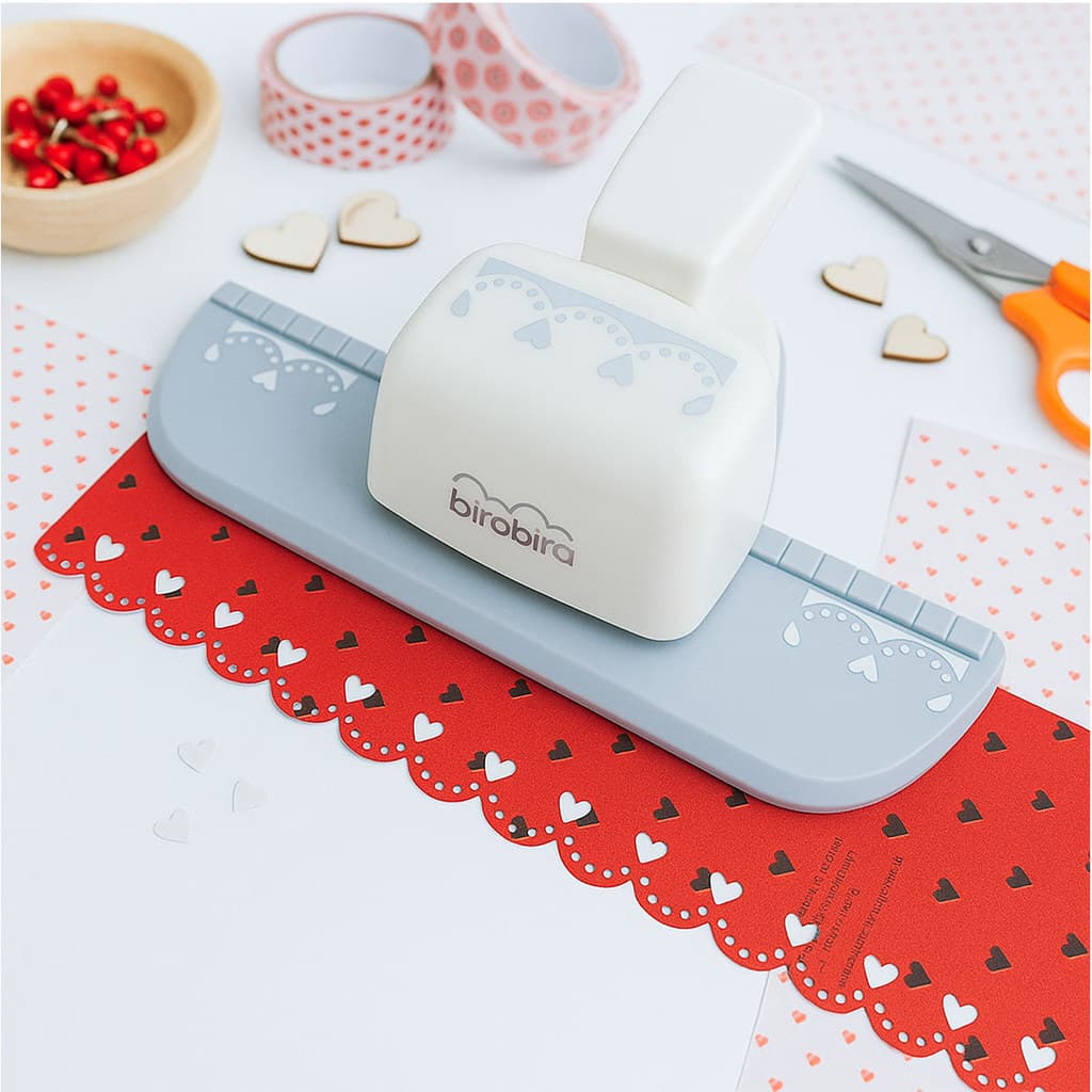 Furador de Papel Scrapbook Borda Gigante Continua HCP606-108 Coração2 Birabira