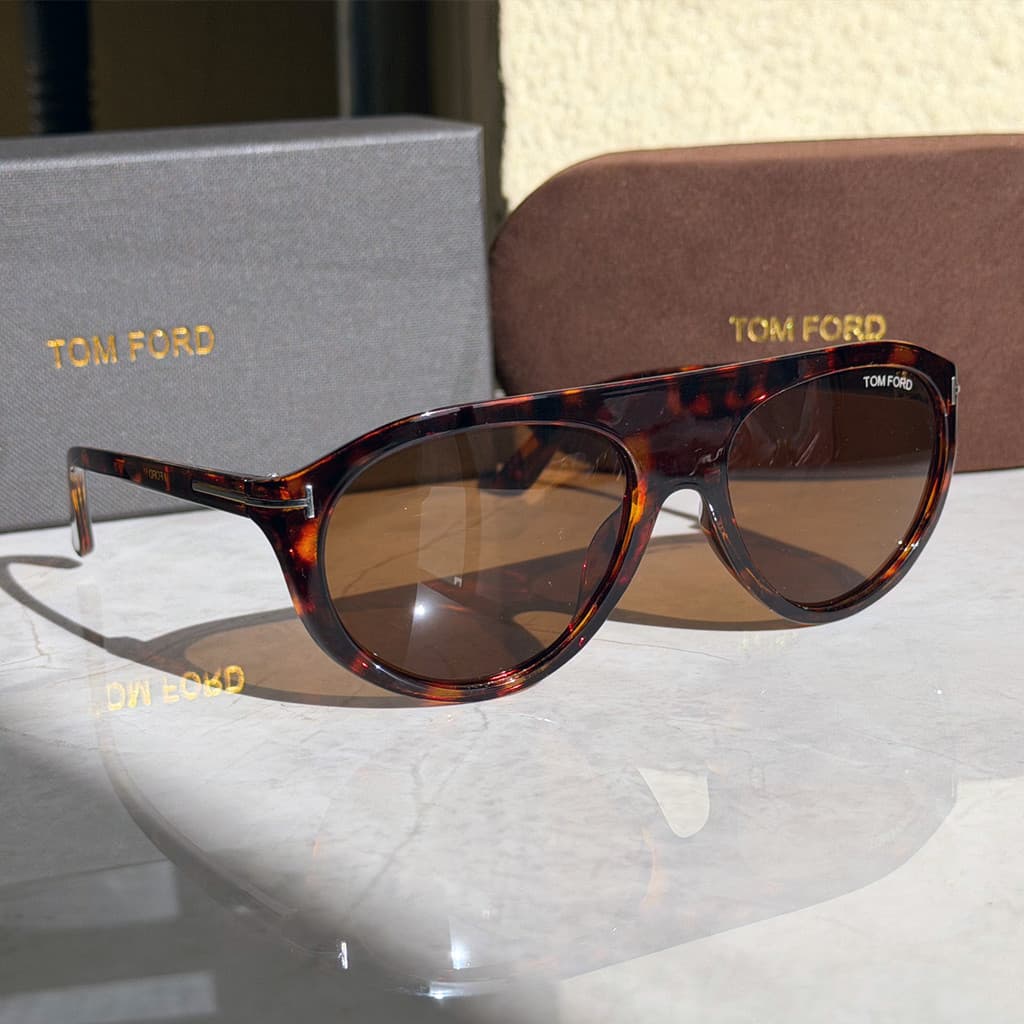 2026new Retro em forma de T óculos de sol em forma de sapo masculino feminino moda óculos de sol de armação estreita uv4
