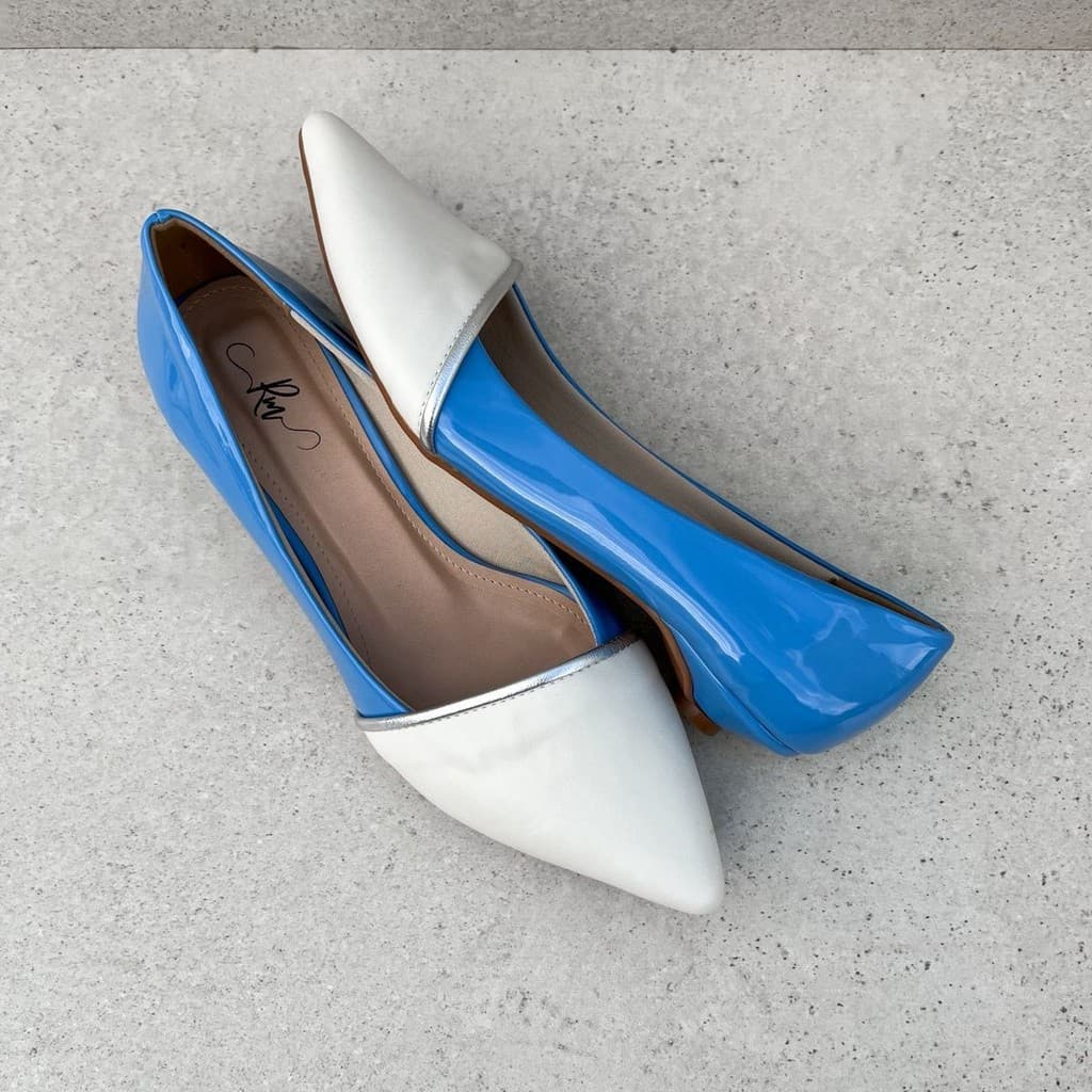 Scarpin Azul c/Off White - Salto Mini 1,5cm /Salto baixo/Linha luxo /Salto bb confortável/Social /Linha Premium/Elegante