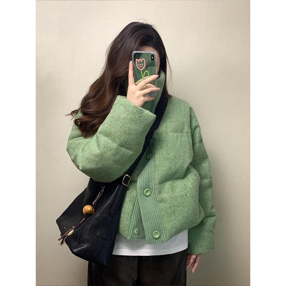 Xiaoxiang estilo Super bonito verde curto para baixo jaqueta feminina inverno 2025 novo estilo estilo coreano pequeno pã