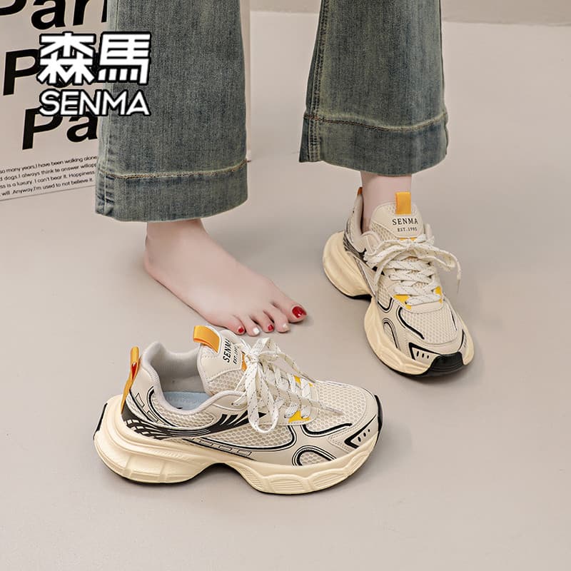 Senma sapatos femininos 2026 novo estilo verão venda quente estudantes do ensino médio pequena luz All-match senhoras sa