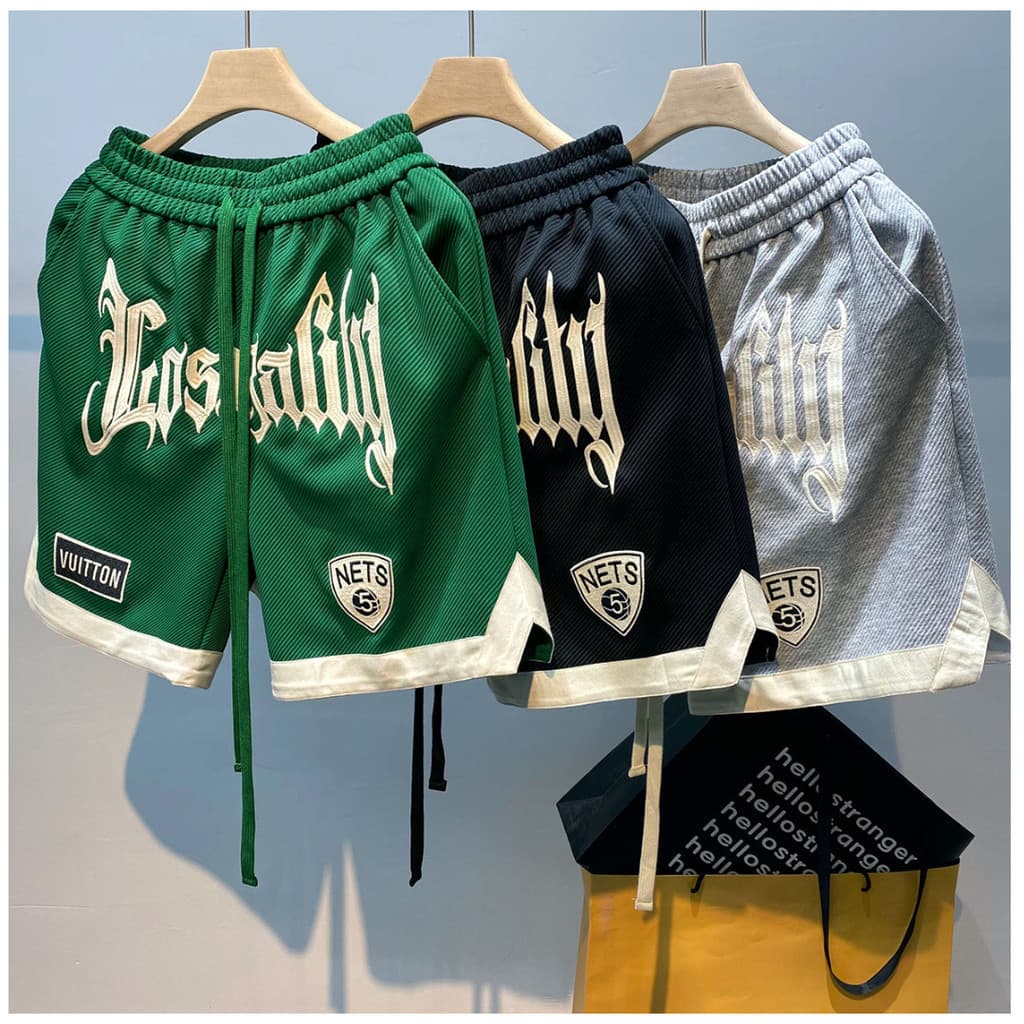 Calças de basquete americanas homens verão fino treinamento esportes calças de cinco pontos Hip-hop Street Wear bordado