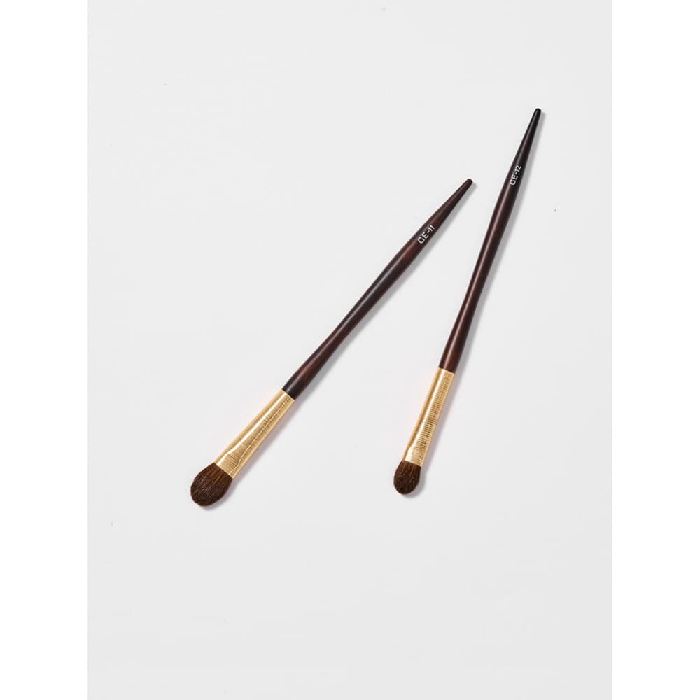 Estrela bolso amêndoa cor escova língua forma sombra escova Super macio pônei cabelo maquiagem escova versão barata GE11