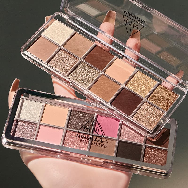 [Pincel de sombra grátis] Paleta de sombras coloridas de novo estilo Uma paleta Paleta de cimento multiuso de doze cores
