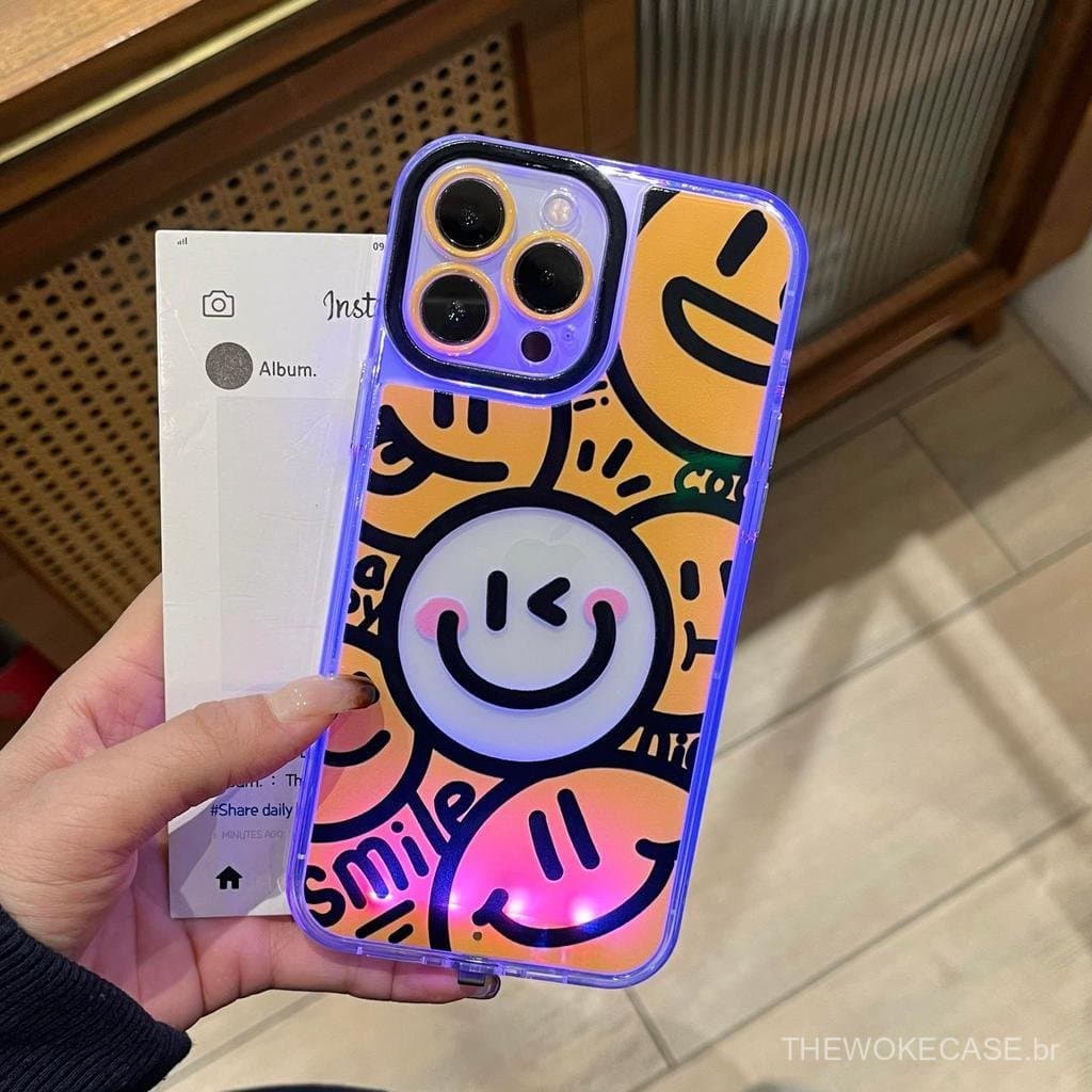 Capa de telefone brilhante com chip LED, 7 cores que mudam, tendência legal, fogos de artifício de Natal, rosto sorriden