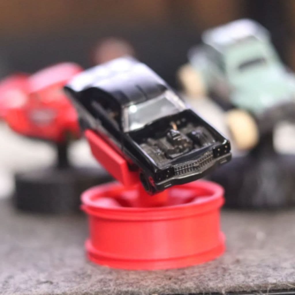 Suporte Expositor Hot Wheels Base Inclinada Acrílico Organizador Carrinhos Estilo Oficina