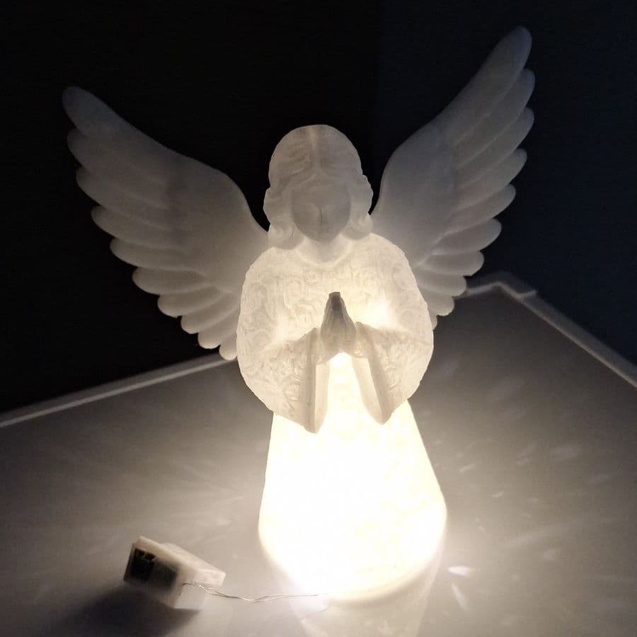 Anjo Decorativo 3D com Luz Piscante 15cm