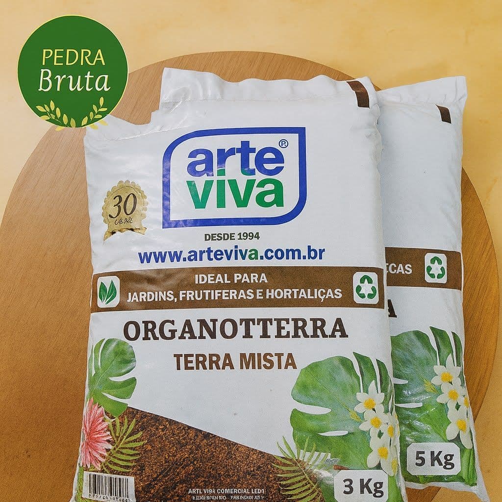 Terra Vegetal  Adubada 5kg 10kg 15kg 20kg Terra Mista Ideal Para Jardins Frutíferas Hortaliças