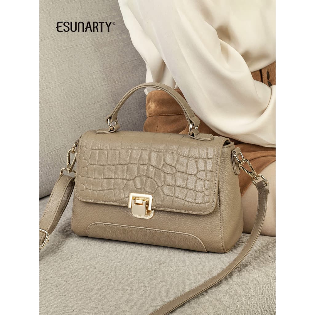 Senhoras sacos 2026 novo estilo na moda High-End sentimento elegante couro genuíno pequeno quadrado saco feminino outono
