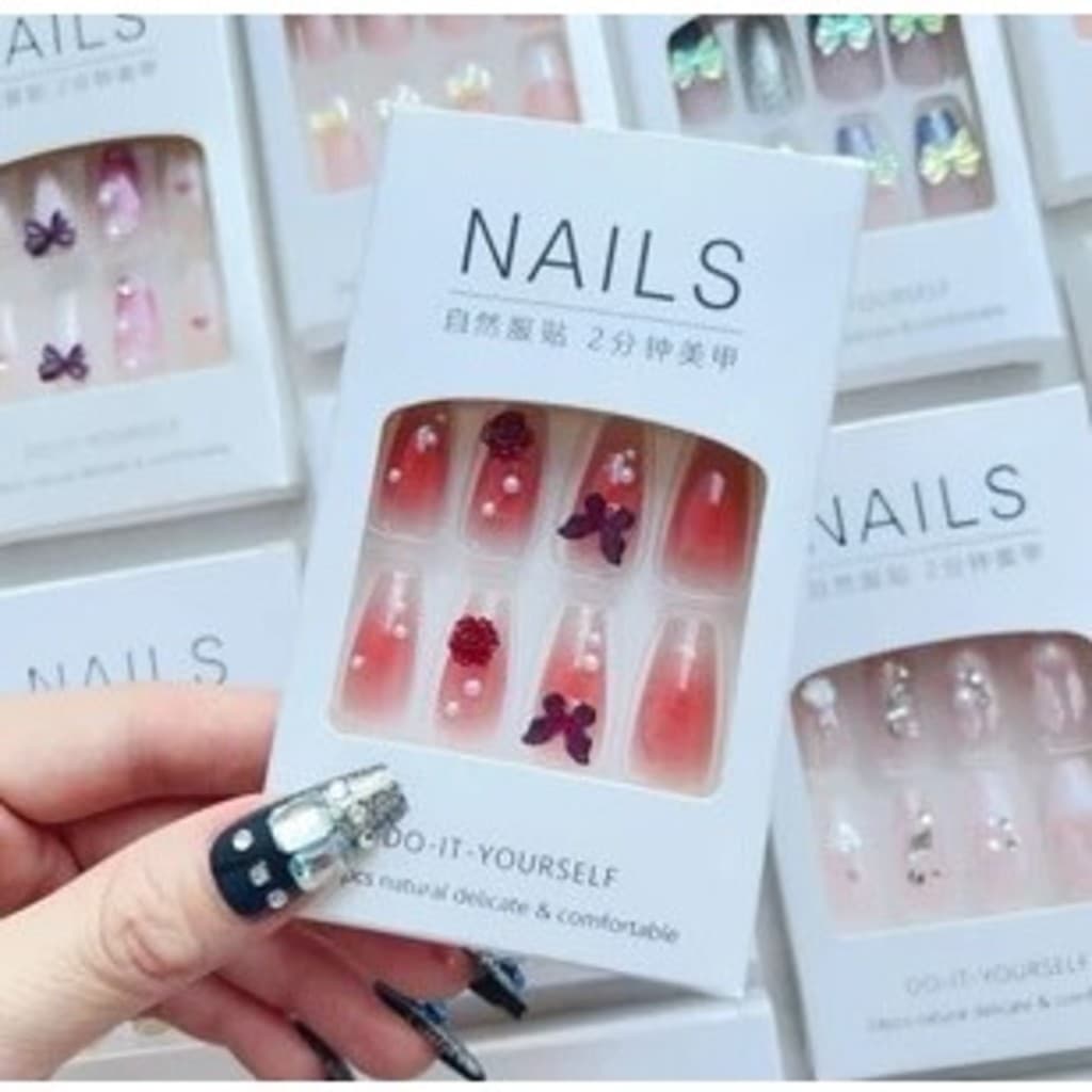 KIT 24/48/72 Unhas C/Cola Postiça Decorada Glitter Bailarina Quadrada Amendoada Francesinha Pintada Unha