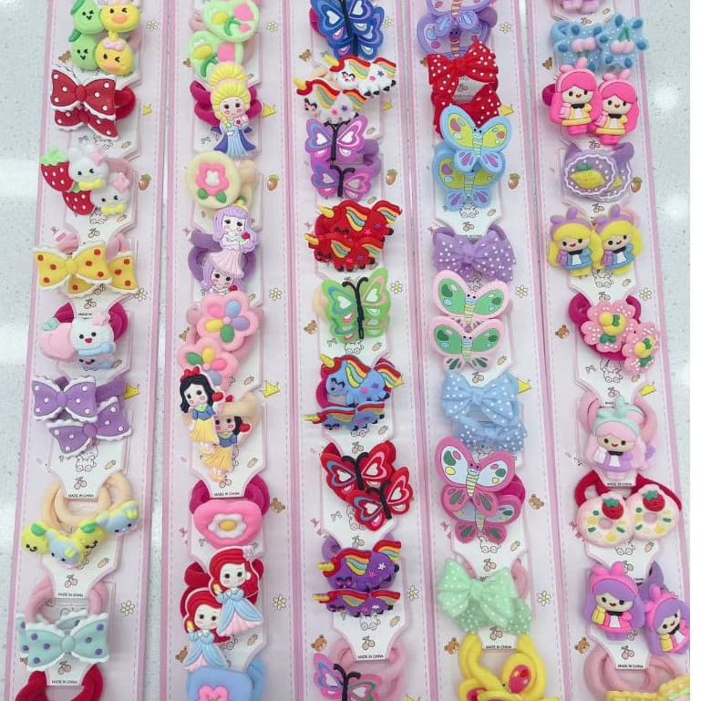 Cartela com 10 pares de xuxinhas com Detalhes de Silicone Laço/Borboleta/Coroa/Unicornio/Aleatorio