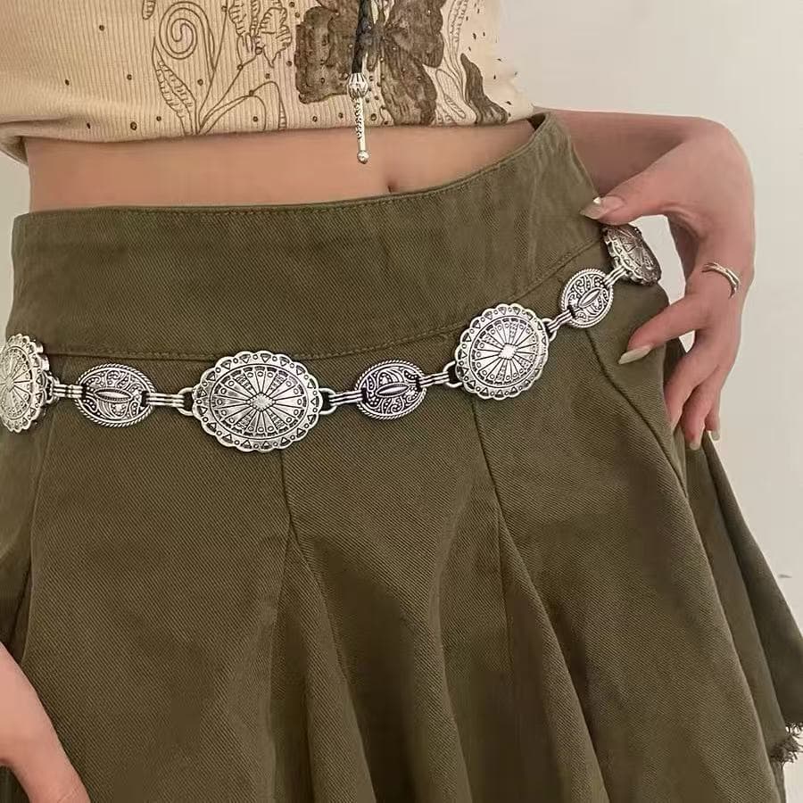 Cinto de Cadeia Boho para Mulheres - Acessório Retro Ajustável em Metal Prata para Uso Diário ou Festas.