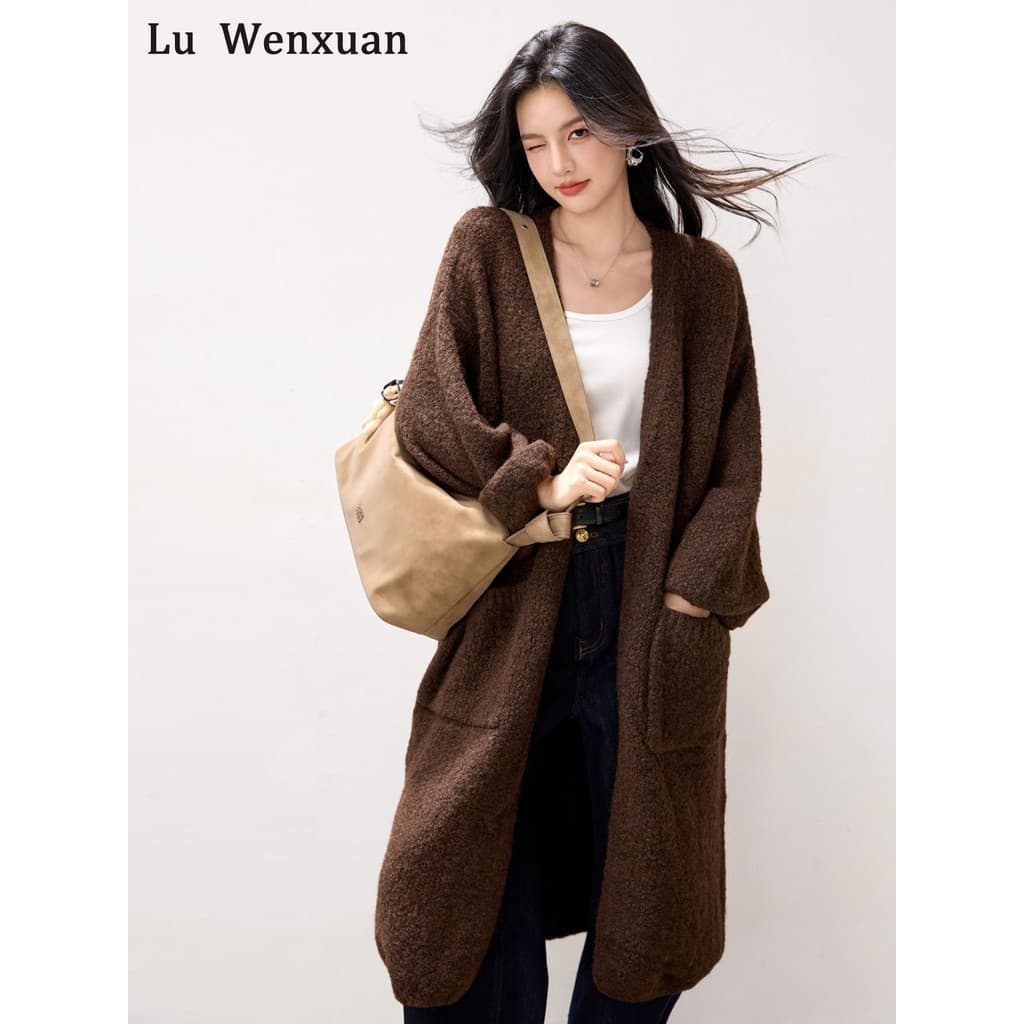 Camisola jaqueta feminina 2026 novo estilo luz pessoas de malha usar estilo dinheiro antigo Cardigan de malha feminino c
