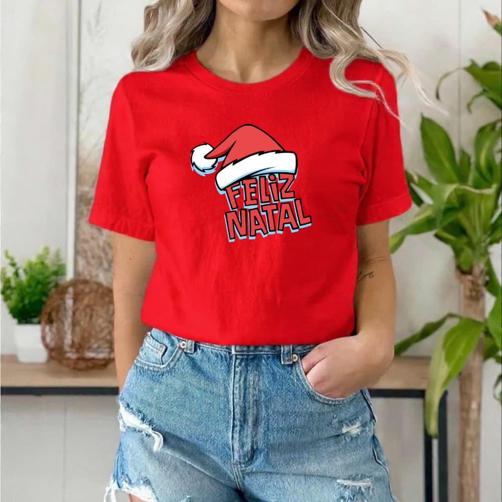 Camiseta Feliz Natal básica, estilosa e resistente para combinar com looks casuais e momentos especiais
