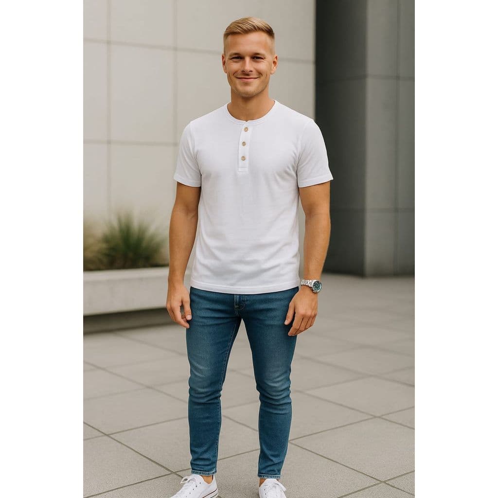 T-Shirt Henley Masculina - Branca