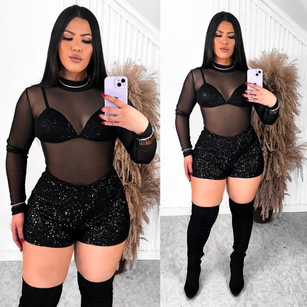 Look Completo Paetê (Top Cropped Paetê, Body de Tule e Shorts Paetê)