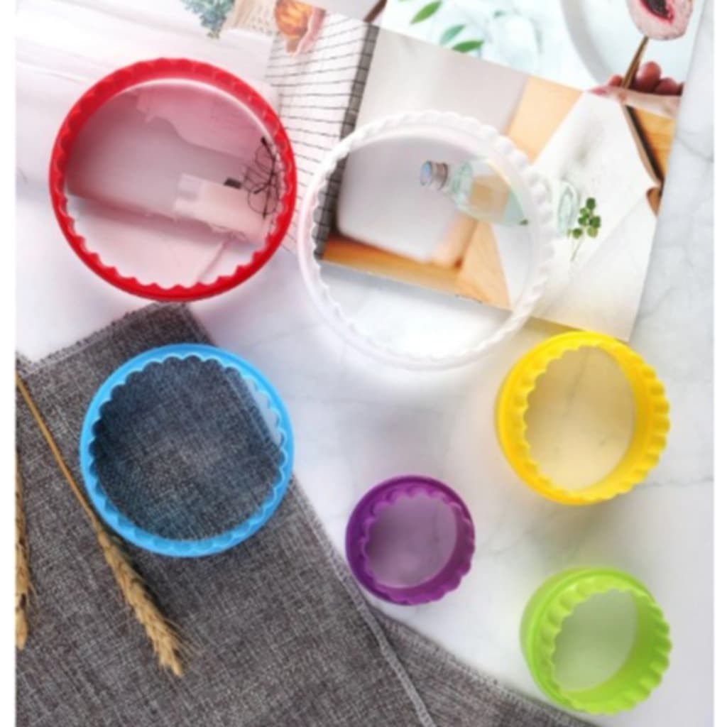 Kit Cortador Molde Redondo Babado Frisado 5 Peças Biscuit Biscoito Pasta Americana Confeitaria
