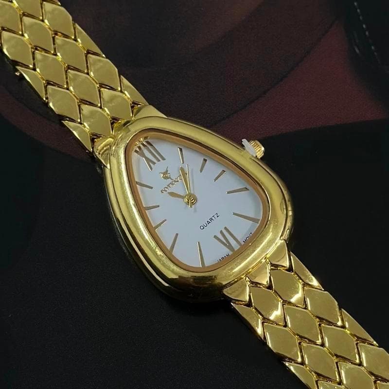 Relógio Feminino Cobra Caixa Lisa Dourado Pulseira Estilo Cobra Moda Virgínia Elegante Charmoso