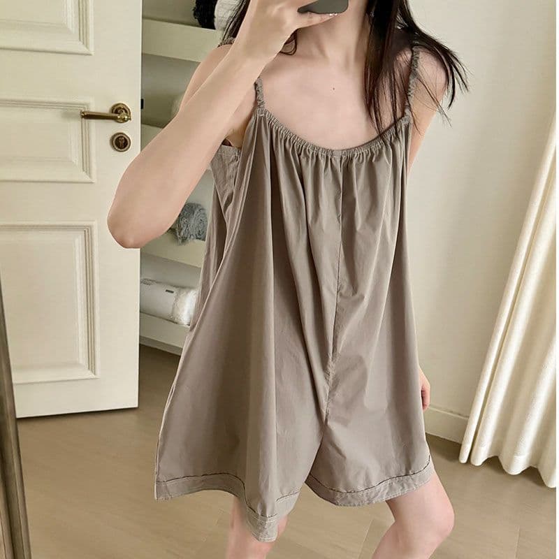 2025 novo estilo verão camisola feminina novo estilo cor sólida estilingue tecido algodão macacão Hakama pode usar fora