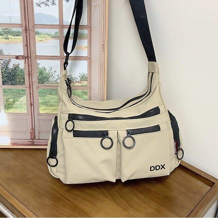 Moda bolsa de ombro novo estilo moda Casual All-Match saco do mensageiro esportes saco de armazenamento de grande capaci
