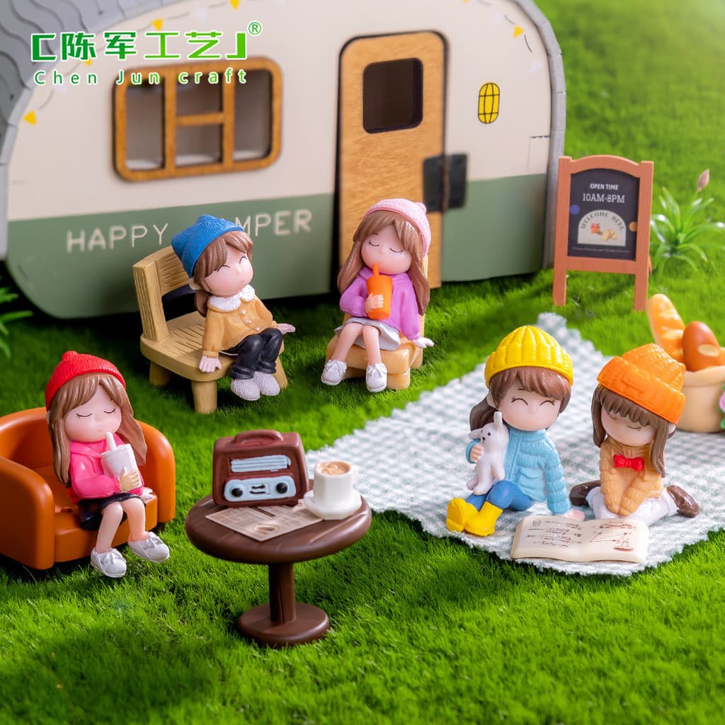 2 Pçs Mini Menina Decoração De Casa De Boneca , Estátua De Melhor Amigo , Paisagem Em Miniatura Mesa Carro