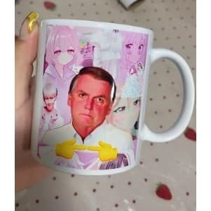 🇧🇷✨ Caneca Bolsonaro Anime Fofo | Mito em Versão Kawaii – Presente Irônico e Divertido 🔥 ORIGINAL