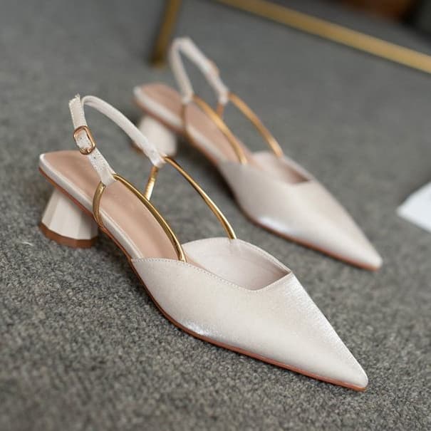 Sandálias femininas de salto baixo, estilo coreano, elegantes, de cetim com bico fino, tira com fivela, salto grosso, ta