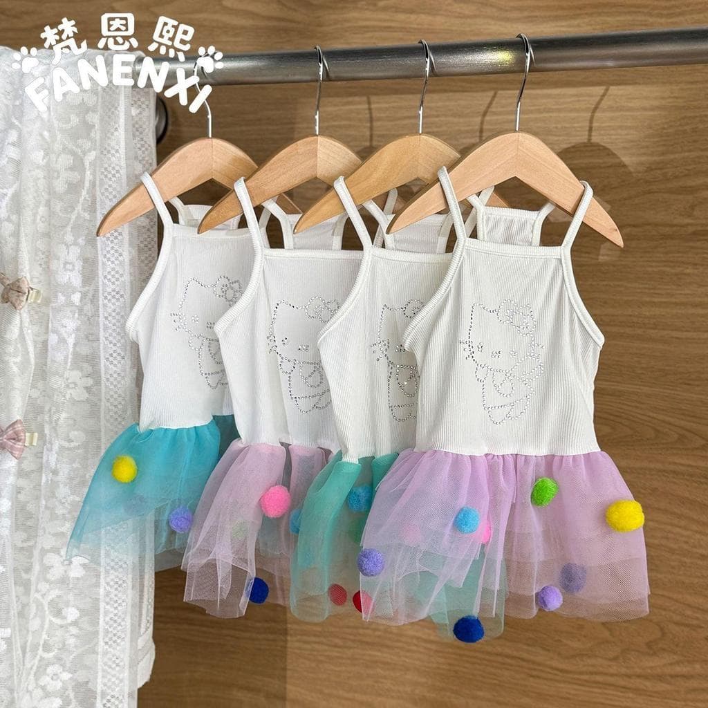 Roupas para cães de estimação estilingue saia de gato Bichon maltês Yorkshire fino colete HelloKitty