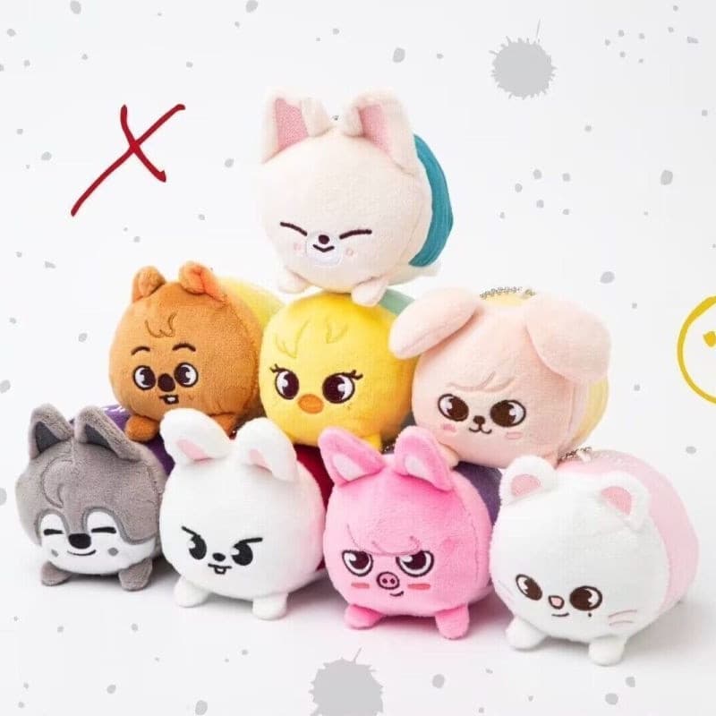 Chaveiro de pelúcia SKZOO do Kpop Stray Kids 2023, brinquedo fofo com tema de vitória, um presente para fãs.