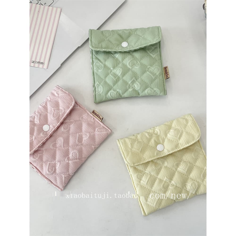 Pequeno coelho branco mesa acolchoado Jacquard amor saco sanitário batom saco de armazenamento estudante período Menstru