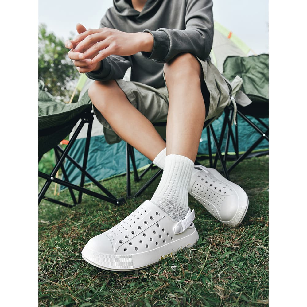 Buraco sapatos homens mulheres estilo verão ao ar livre Wear escritório preguiçoso meia chinelos viagem ao ar livre sapa