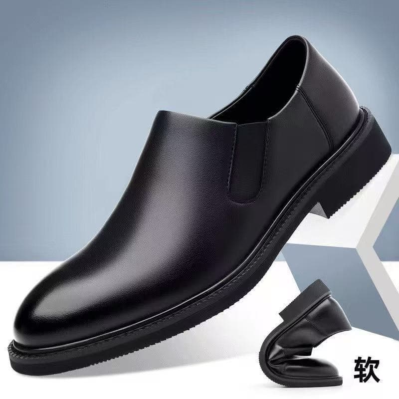Sapatos masculinos leves de couro preto antiderrapante 7DS9