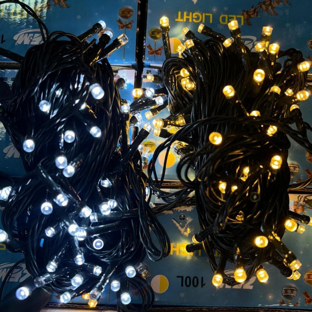 Pisca Pisca Natal Cordão 100 Leds 10m Fio Parado Preto 110V Natal Decoração SD0019