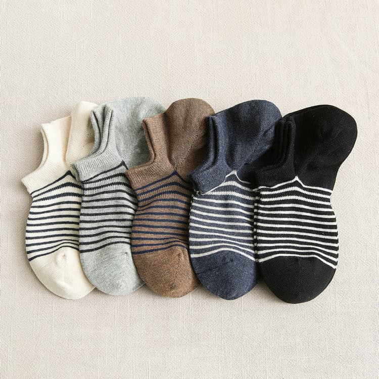Estilo japonês meias invisíveis masculino feminino estudante barco meias pedido Original mesmo estilo listra absorvente