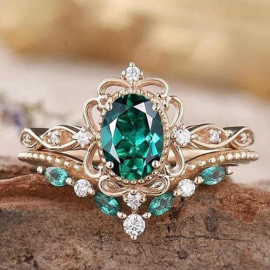 Conjunto de 2 peças de anéis femininos clássicos e elegantes com incrustações de metal e zircônia esmeralda para viagens