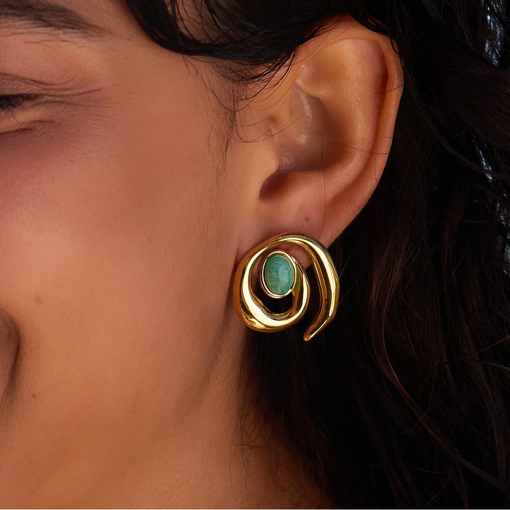 Brincos femininos banhados a aço inoxidável 18K ouro pedra Tianhe não desbota estilo hipoalergênico de férias