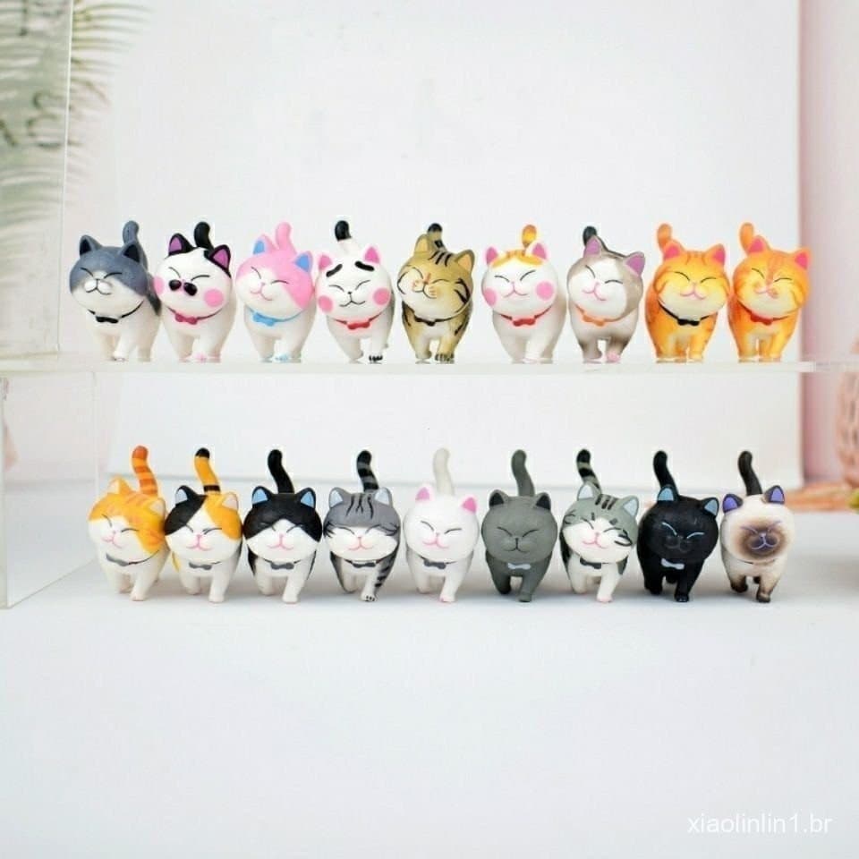 9Pcs Cute Cat Personalidade Estudante Ornamento Modelo Gatos Pequeno Sino Ação Figura Micro Landscape Toy