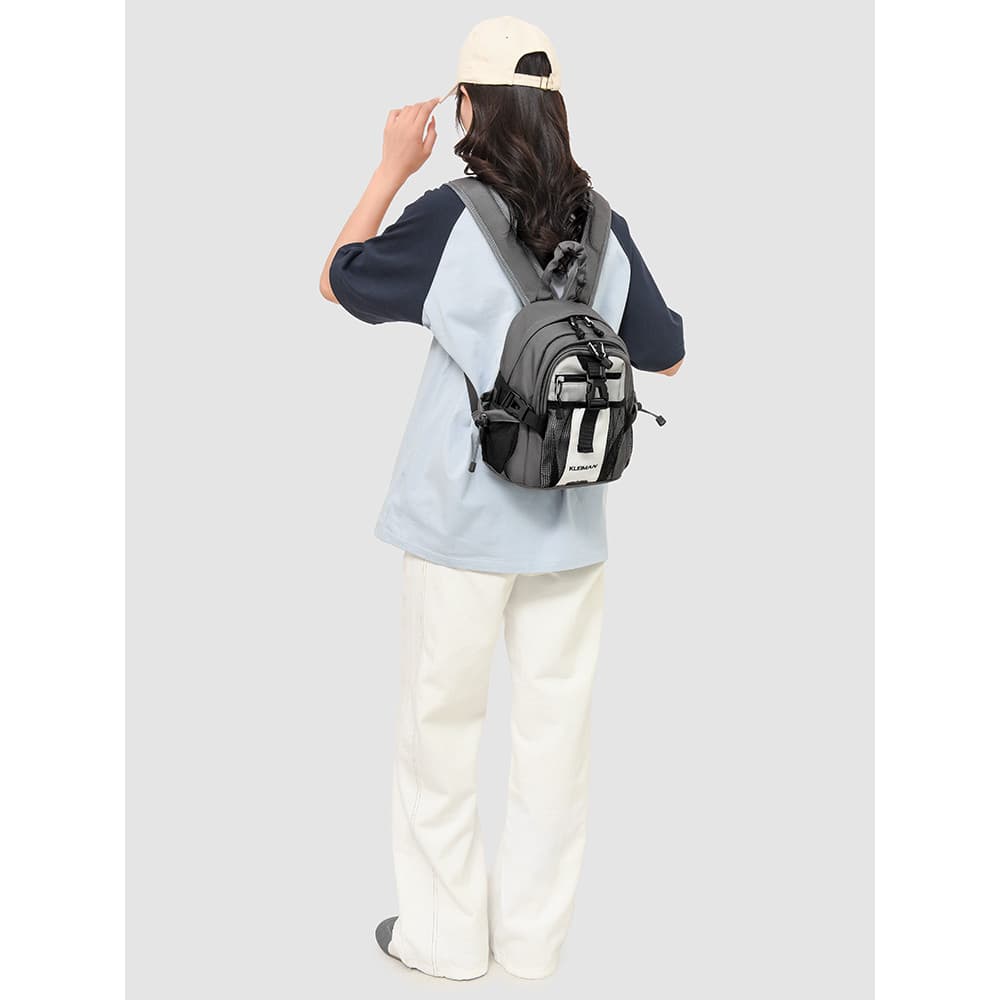 2025 novo estilo Street Wear moda mochila versão coreana All-Match luz Casual simples ao ar livre luz pequena mochila