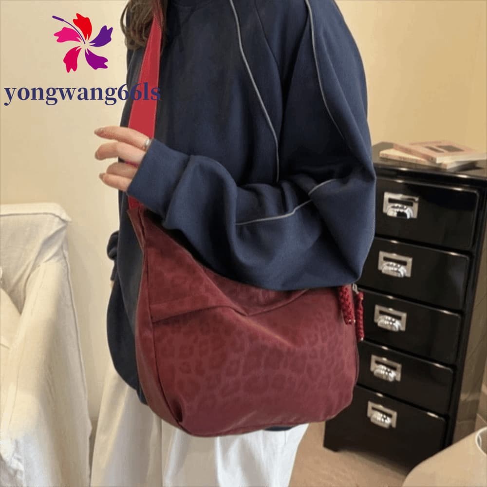 Bolsa Crossbody Com Estampa De Leopardo YONGWANG , De Bolinho Alça Ajustável Zíper Ombro De Grande Capacidade