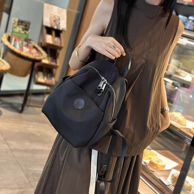 Mochila feminina 2025 novo estilo Commuter leve Oxford náilon pano saco moda lazer viagem mochila saco escolar