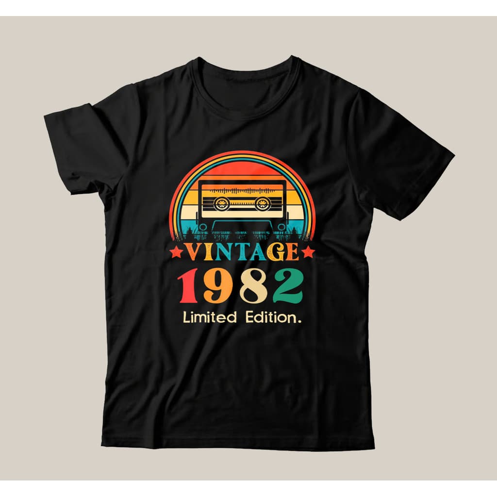 Camiseta Preta Casual  Fita Vintage Limited Editom Ano 1982