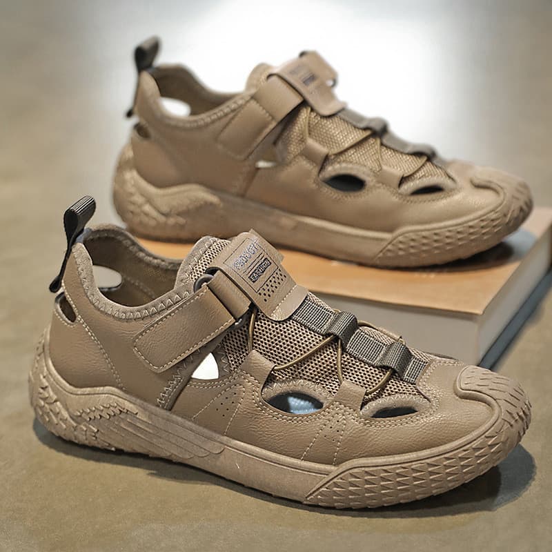 Sapatos masculinos verão novo estilo respirável ao ar livre praia buraco sapatos na moda All-Match sandálias leves sapat