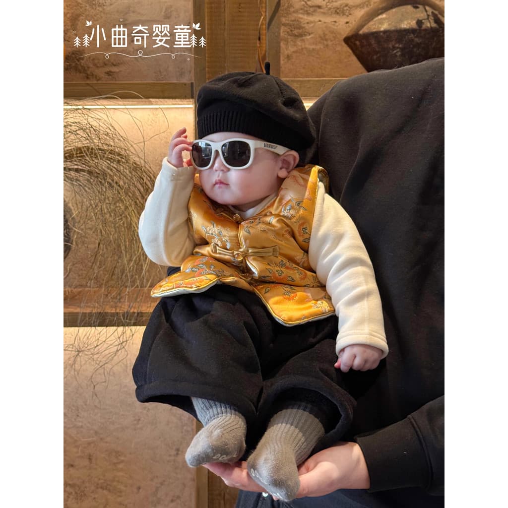 Bebê terno de bebê inverno 2026 novo estilo estilo nacional colete lã moletom calças roupas de bebê roupas de inverno um