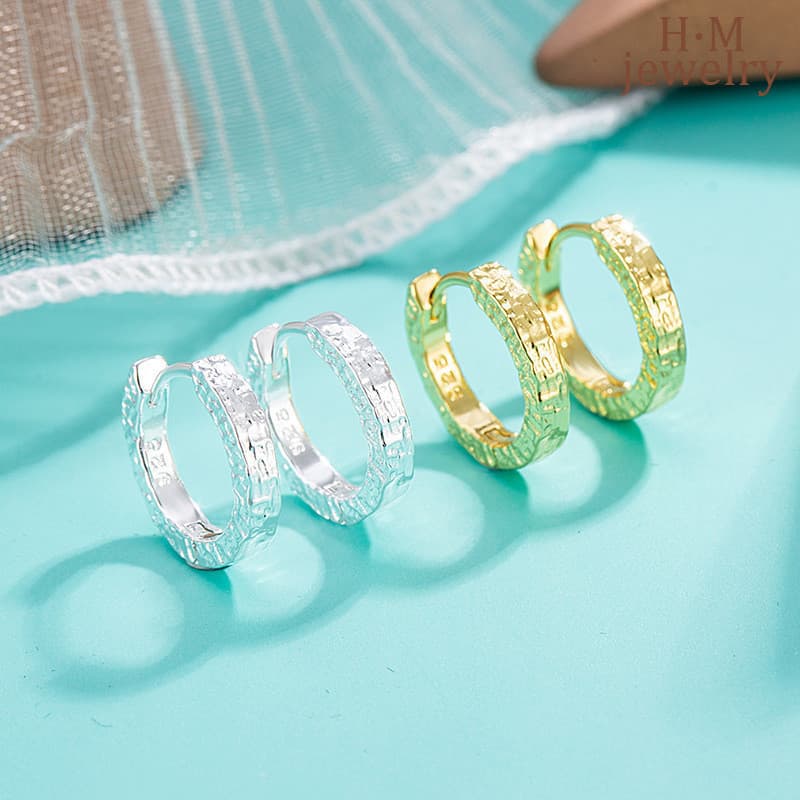 Novo Nicho Textura Irregular Luz Luxo High-end Moda Versátil Temperamento Brincos Para Mulher
