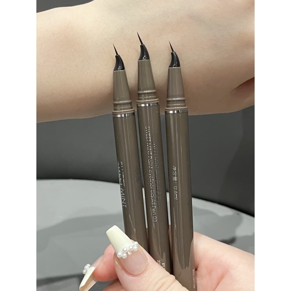 Delineador ultrafino, sem manchas, à prova d'água, sem manchas, preto, à prova de suor, de longa duração, inferior