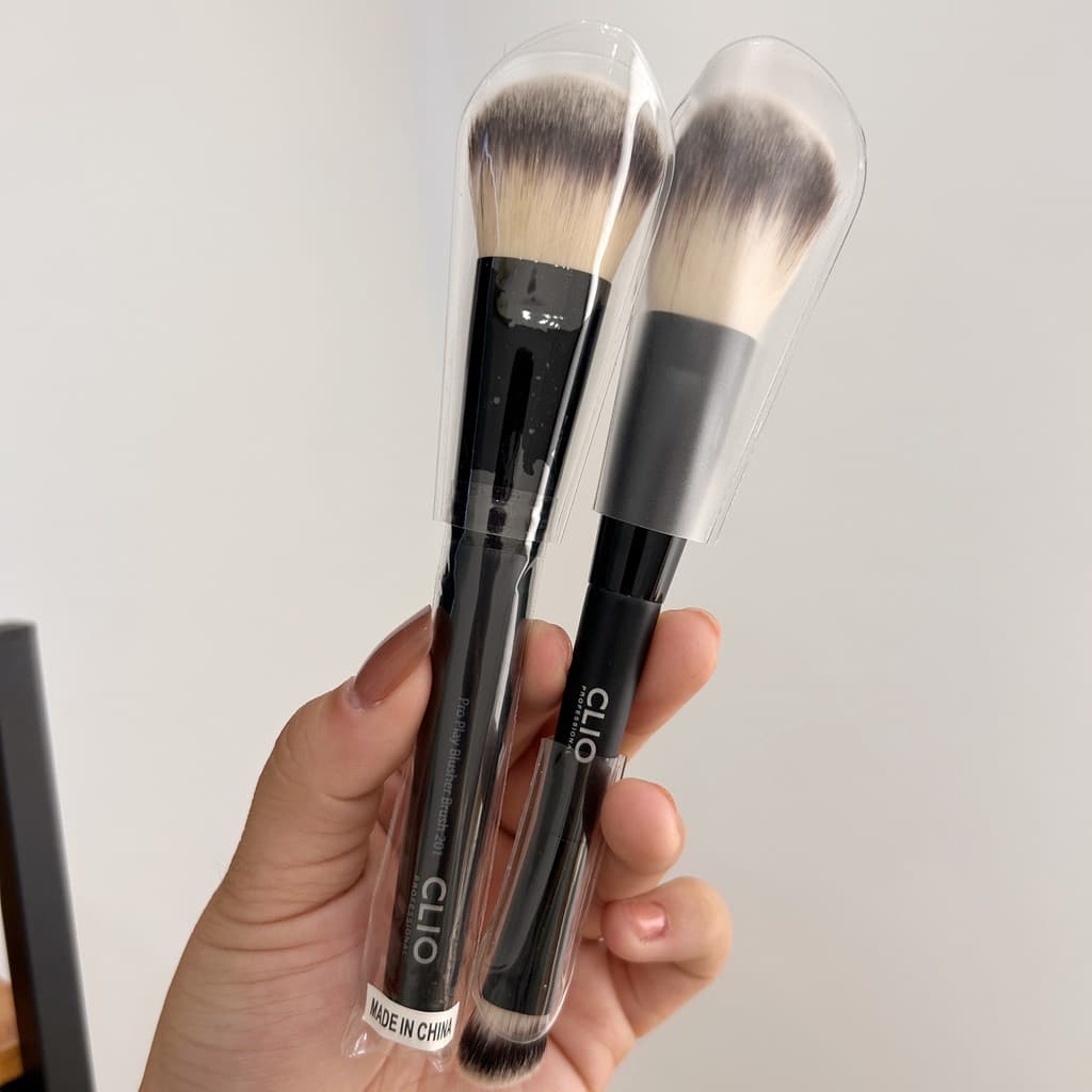 Pegue vazamentos exportados para a Coreia Kelaio Pincel de maquiagem de duas cabeças Pincel de Blush Pincel de sombra de