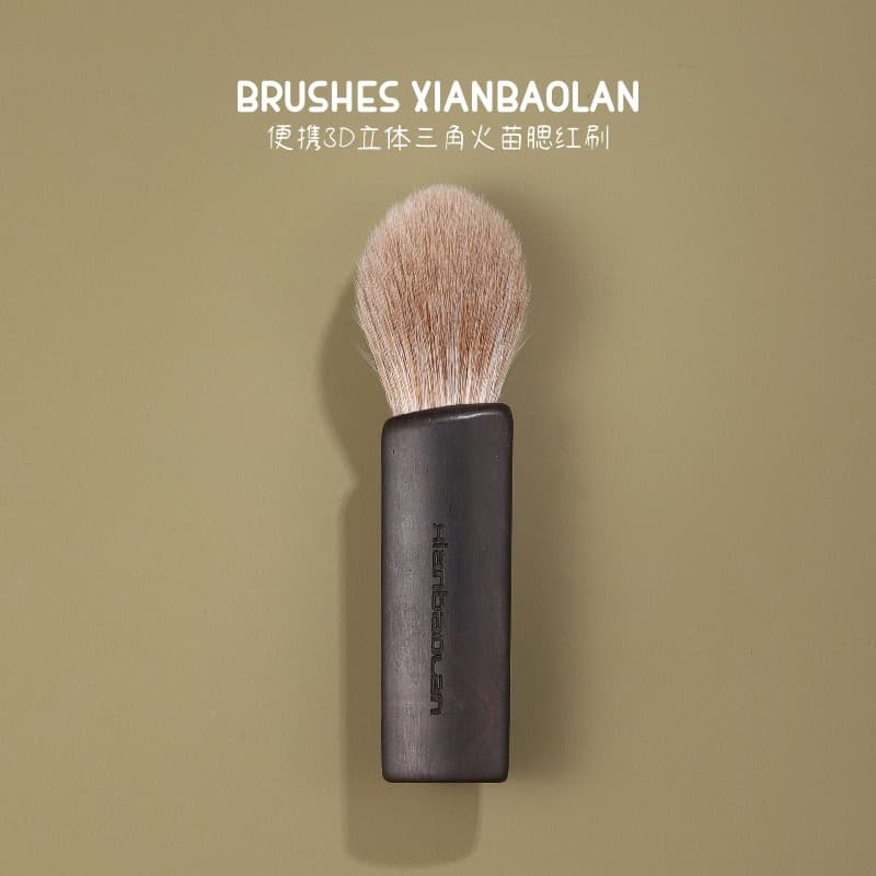 Portátil ébano 3D triângulo pequena chama Blush escova amarelo doninha cabelo misturado lã um pacote pincel de maquiagem