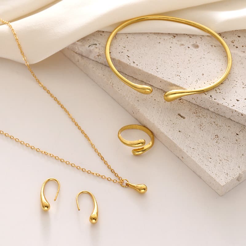Conjunto Joias Douradas Minimalistas Colar Dourado Feminino Pulseira Feminina Anel Brincos Bracelete Moda Luxo