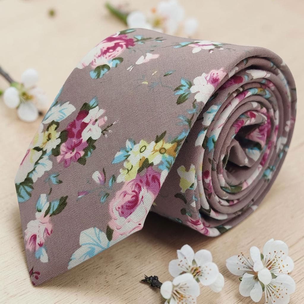 Gravata Slim Algodão Marrom Claro Floral